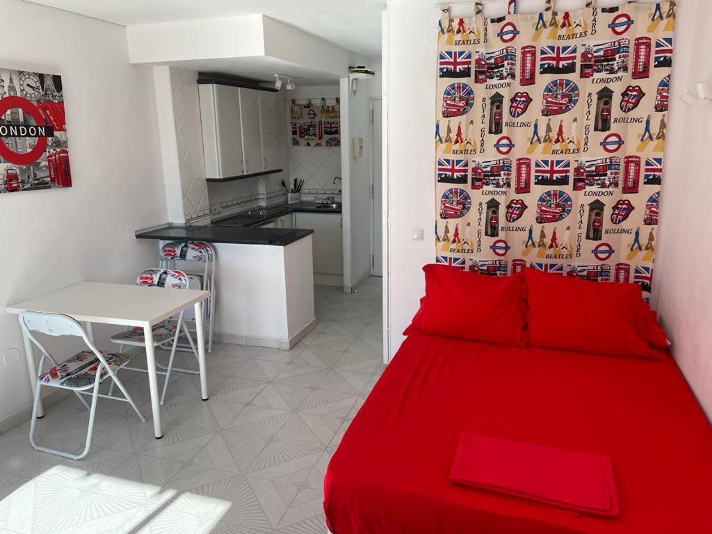 Jupiter Apartment Sea, Pools View Benalmadena Luaran gambar